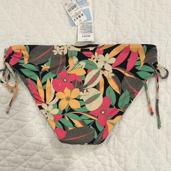 ROXY Pt Beach Classics Bikini - Picture 16 of 16